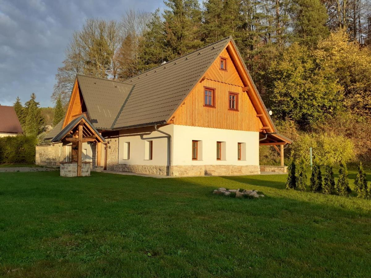 The Retreat Villa Zdarky Exterior photo