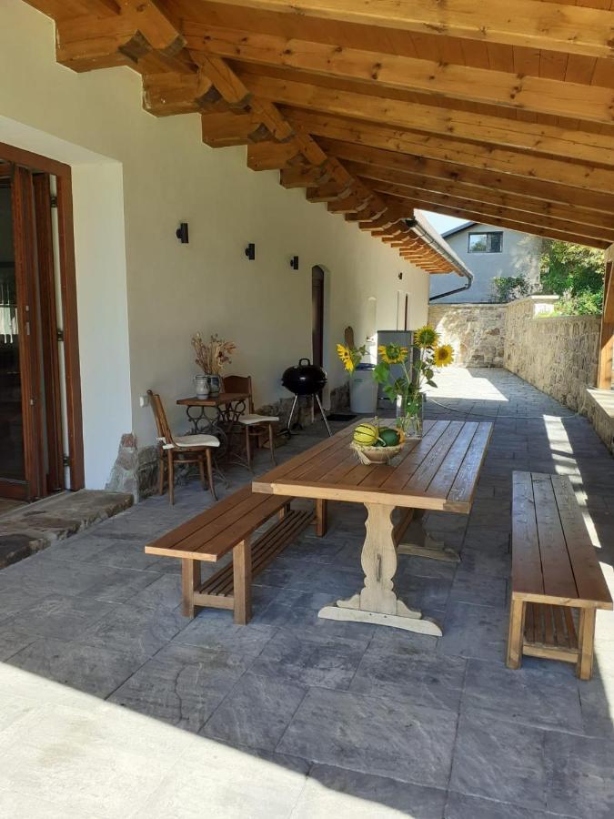 The Retreat Villa Zdarky Exterior photo